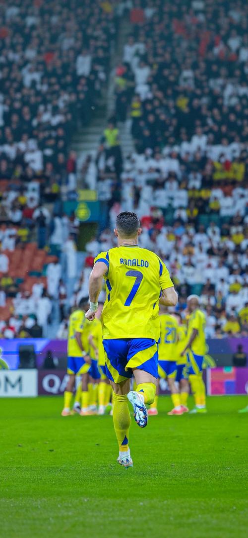 奥莱报：迪马利亚壁画遭到涂污，青训教练指责罗萨里奥球迷（奥莱：迪马利亚壁画遭涂鸦，青训教练怒斥罗萨里奥球迷）