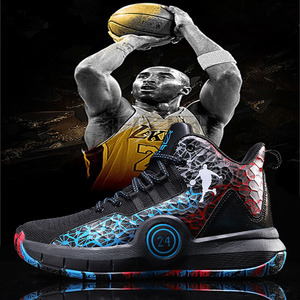 中甲冠军辽宁铁人队在沈阳故宫拍全家福：致敬历史，开启未来（中甲冠军辽宁铁人在沈阳故宫全队合影：向历史致敬，迈向未来）