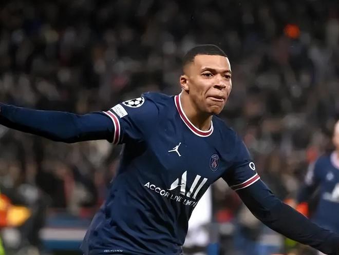 田径项目多项纪录被刷新（田径赛场多项纪录告破）