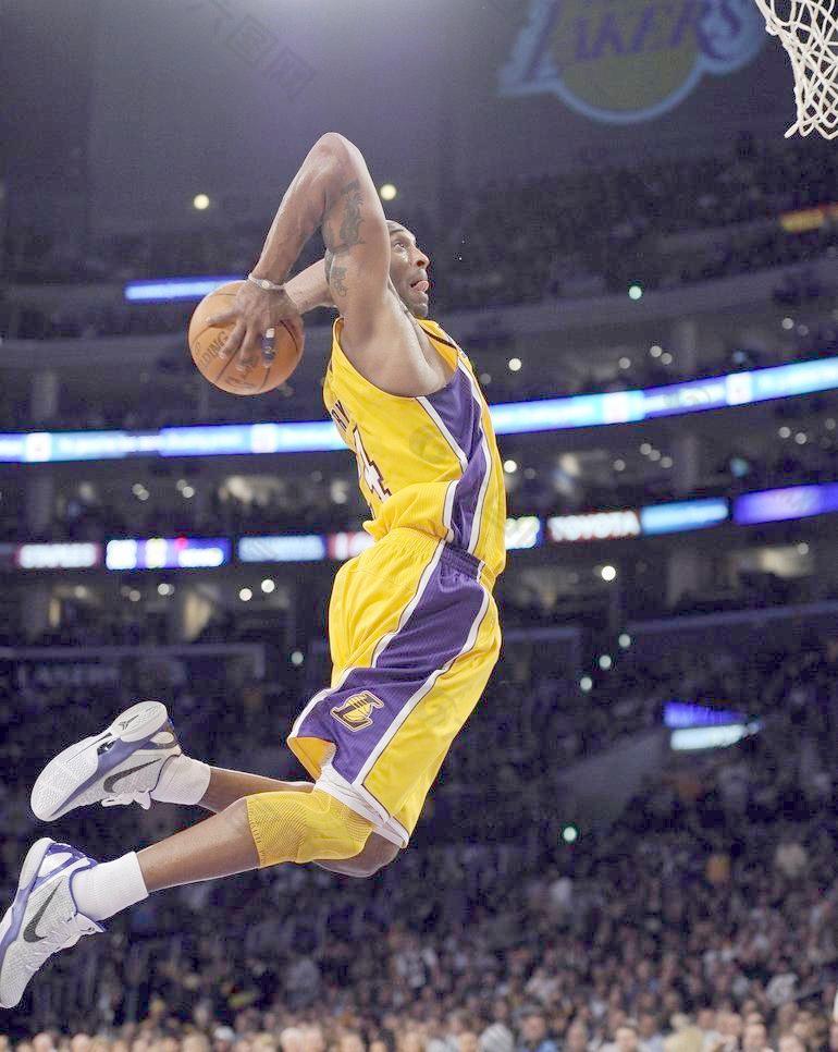 毫无竞争力，阿贾克斯本赛季欧冠5战全败仅进1球净负15球垫底（阿贾克斯欧冠表现低迷：5战皆负仅入1球，净负15球小组垫底）