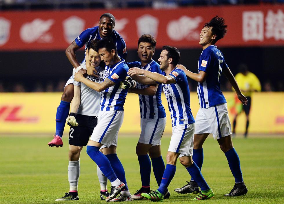 原浙江队主帅乔迪被拍到抵达玉溪，疑似即将正式执教云南玉昆（乔迪现身玉溪，前浙江主帅或将正式接手云南玉昆）