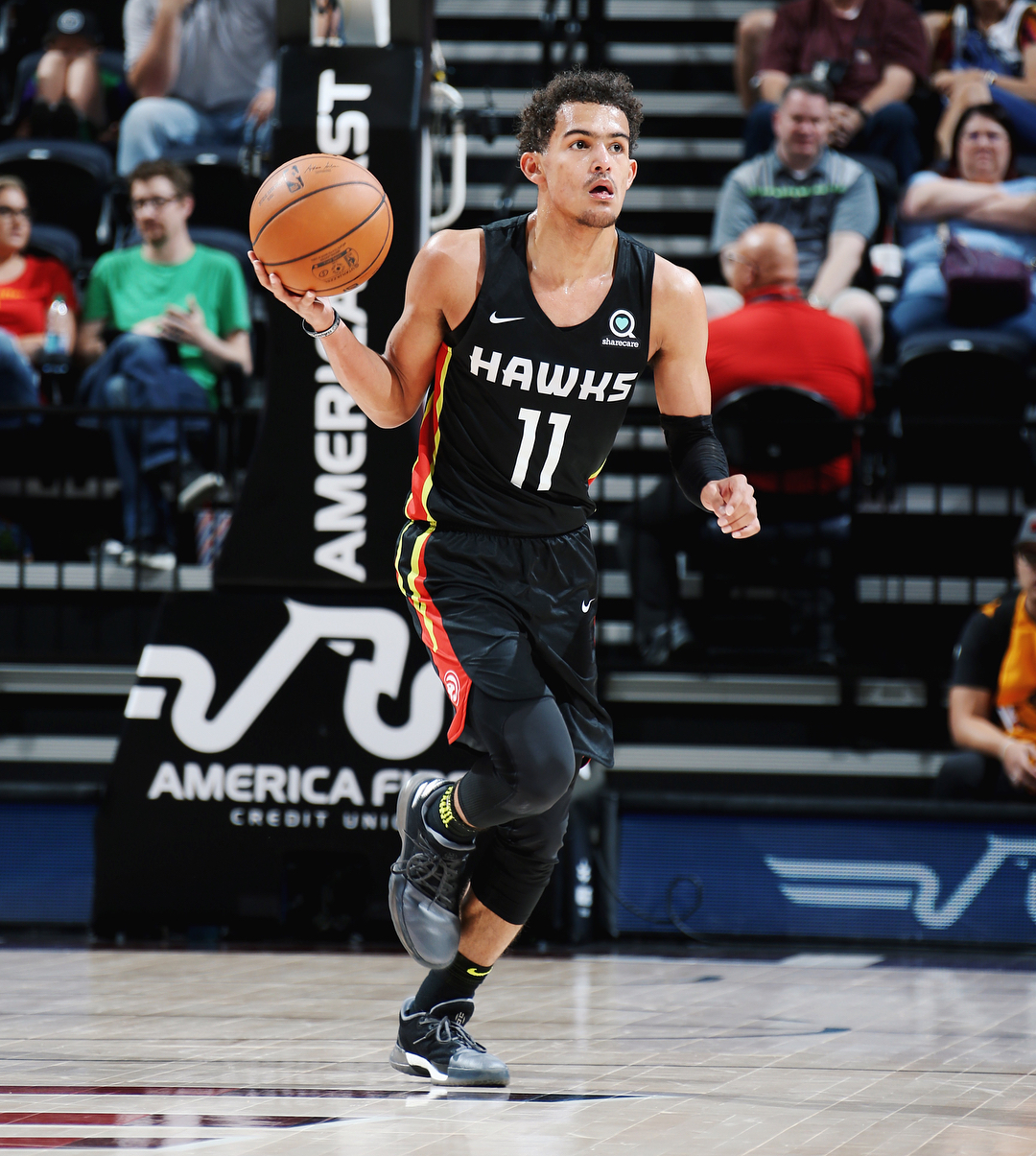 辟谣，并非与他人女友谈恋爱，埃纳社媒：一切都是剧本（澄清传闻：并未与他人女友交往，埃纳社媒称一切皆为剧本）