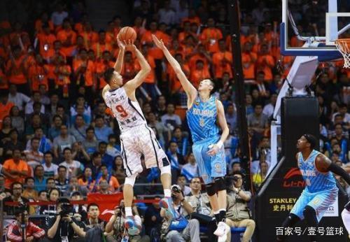 的接球核心 的接球核心